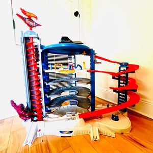 Hot Wheels Ultimate Garage